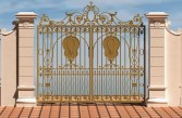 Uchiwa Villa gates - New winds for your house