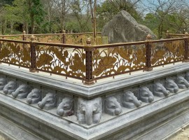 Cast aluminum lotus balcony at Kinh Thien Platform...