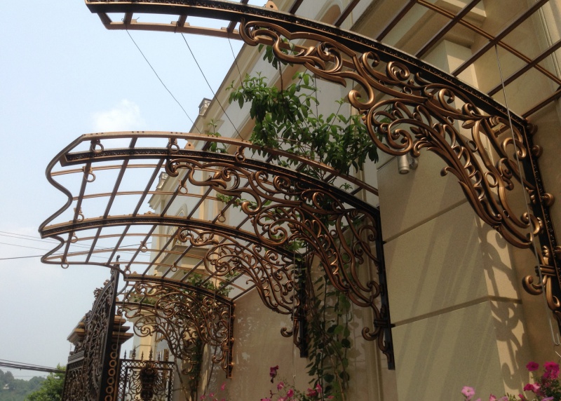 Giàn treo nhôm đúc - Lào Cai