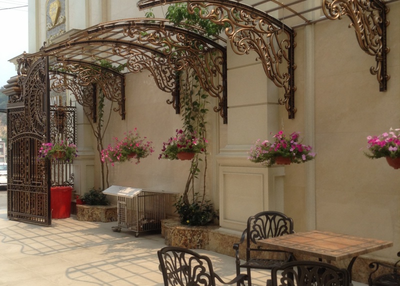 Giàn treo nhôm đúc - Lào Cai