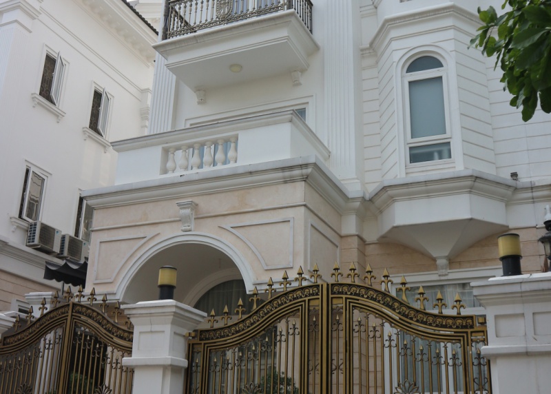 Công trình cổng đôi LUXURY năm 2020