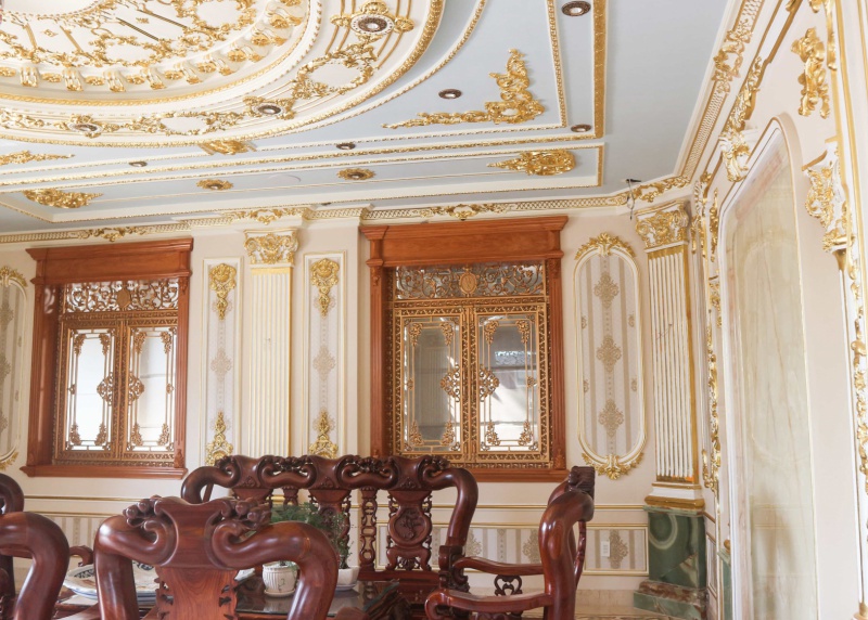 Công trình khung cửa sổ lâu đài tại Tây Ninh