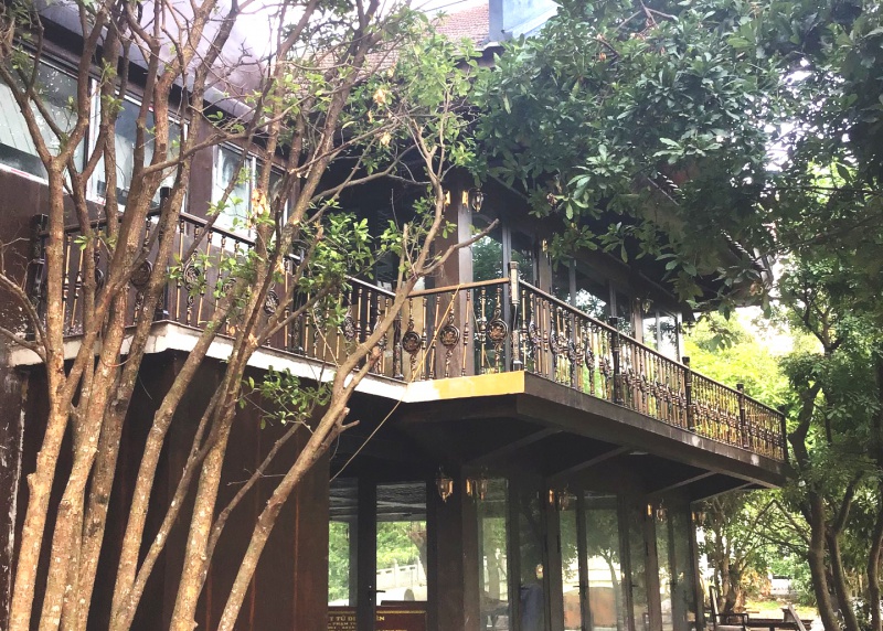 Công trình Cửa tháp và ban công Delicate núi Kỳ Lân tỉnh Ninh Bình