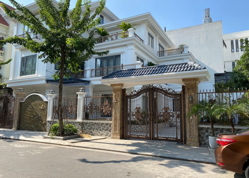 LUXURY cast aluminum gate company in Bac Ninh province