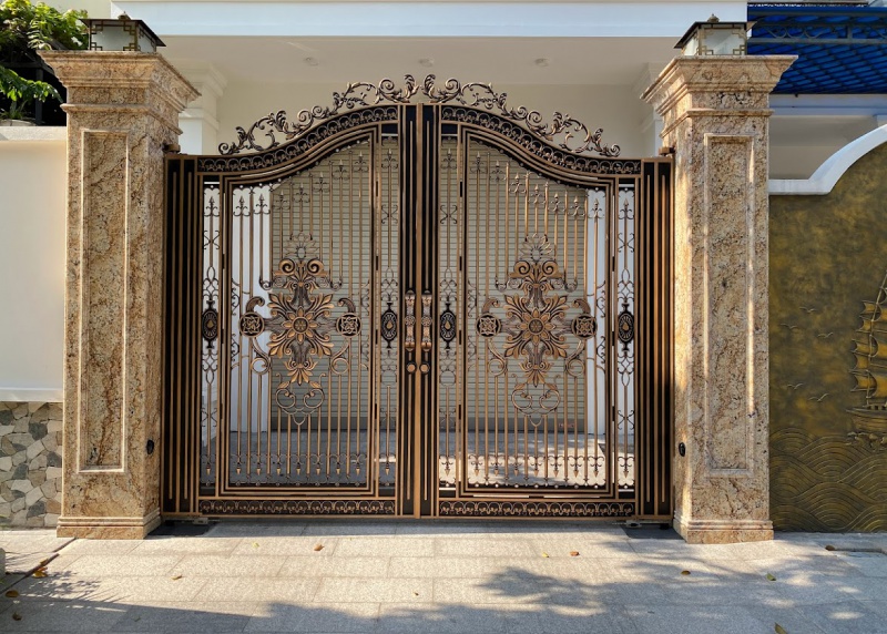 LUXURY cast aluminum gate company in Bac Ninh province