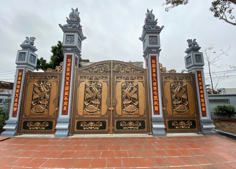 Village gate works in Bac Ninh