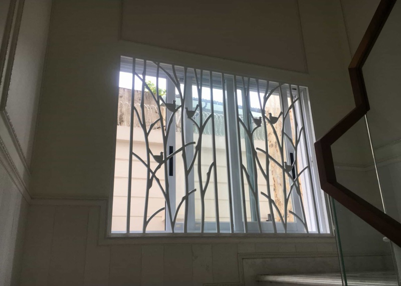 Bông ô gió - Cửa sổ nhôm đúc BIRD TRIO