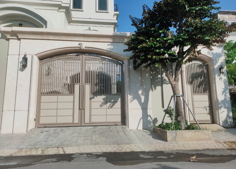 Công trình cổng MODERN tại Quận 2 - TpHCM