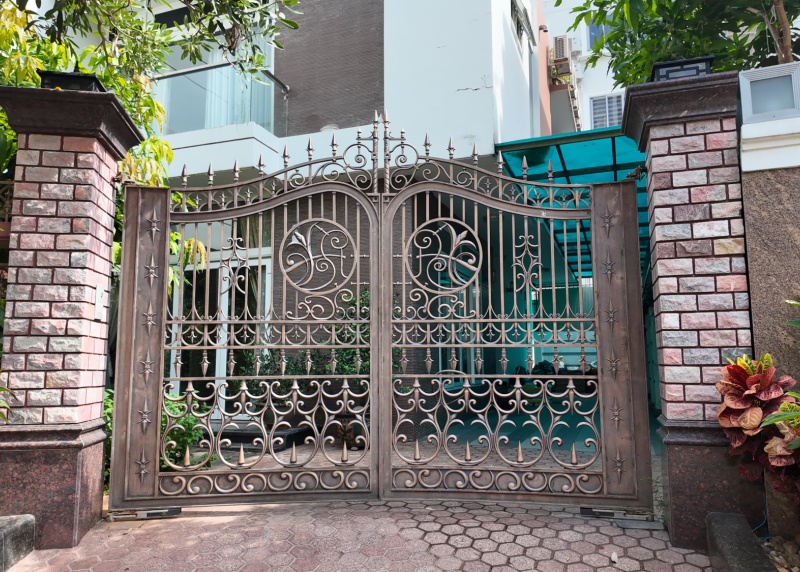 Stresia Cast Aluminum Gates and Fences at Phu My Hung