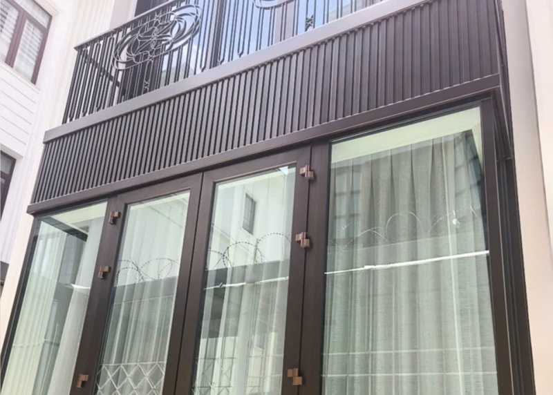 ASUZAC ACM Cast Aluminum Balcony At Vinhomes Tan Cang Area: High-Class And Sustainable