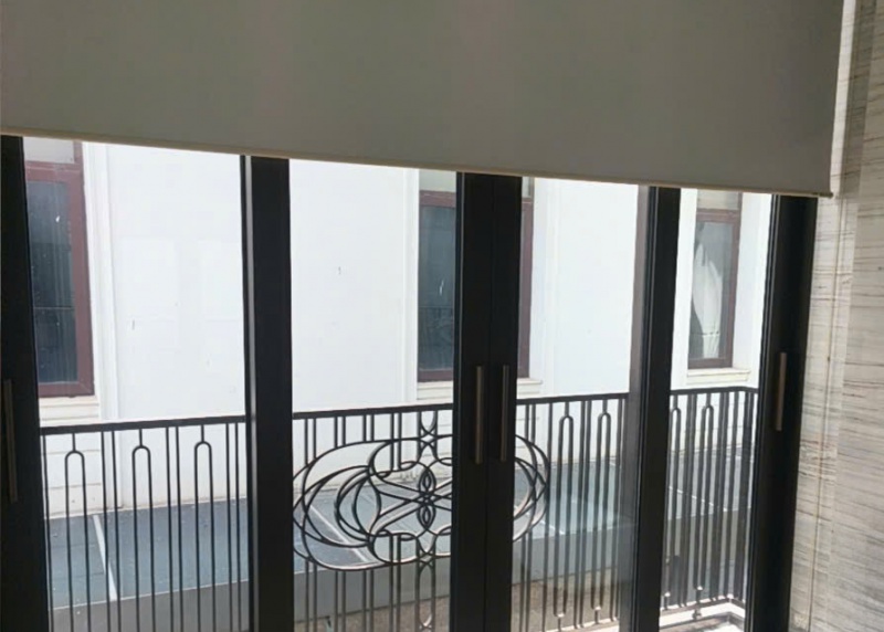 Ban Công Nhôm Đúc ASUZAC ACM Tại Khu Vinhomes Tân Cảng: Đẳng Cấp Thượng Lưu Và Bền Vững