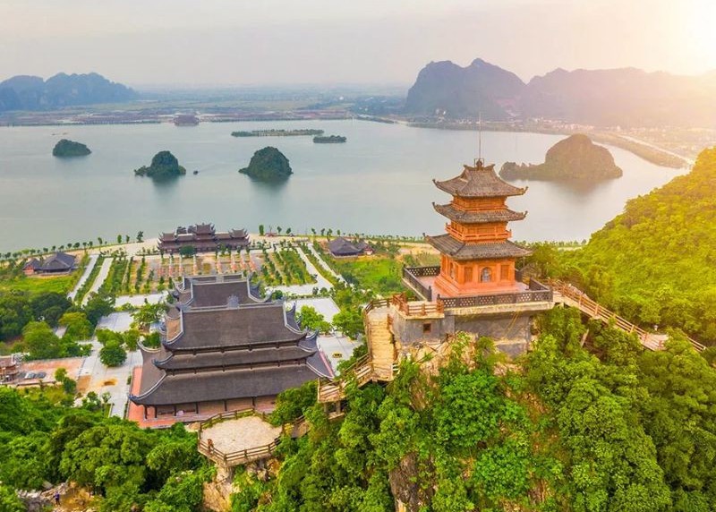 Tháp Xá Lợi Nhôm Đúc Tại Chùa Tam Chúc: Tuyệt Tác Tâm Linh Từ Bàn Tay Nghệ Nhân ASUZAC ACM