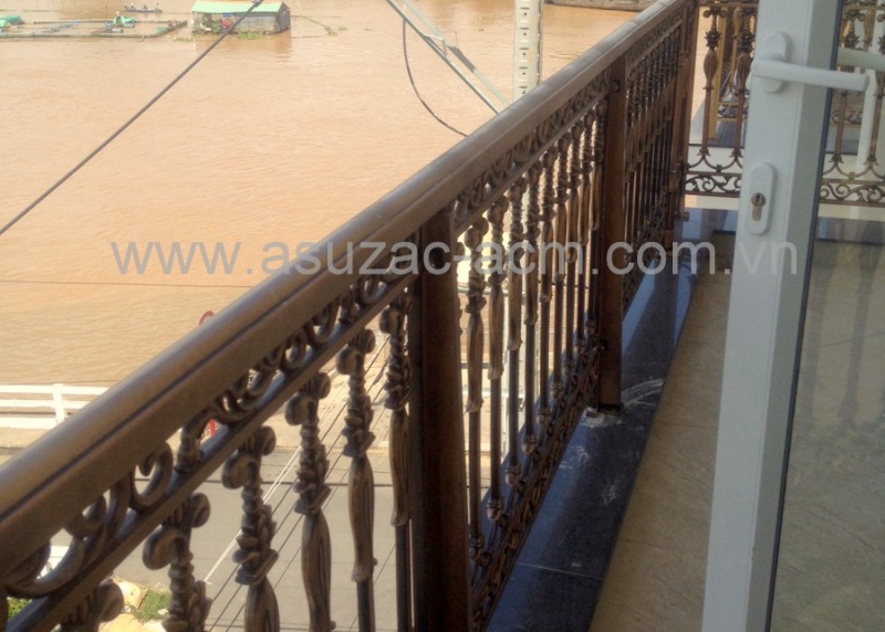 Ban công Buckingham- Đồng Tháp