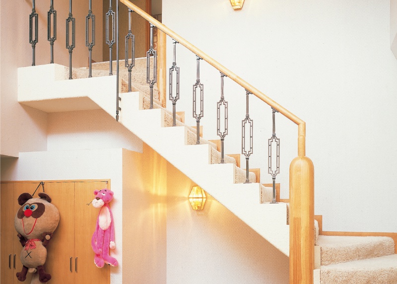 Aluminum antique stair | ASUZAC CAZARY