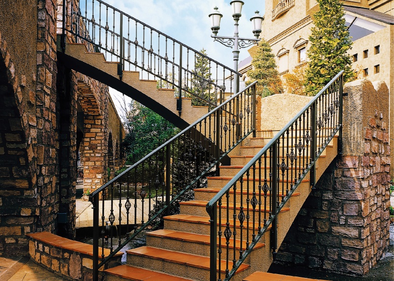 Công trình trụ cầu thang giả cổ