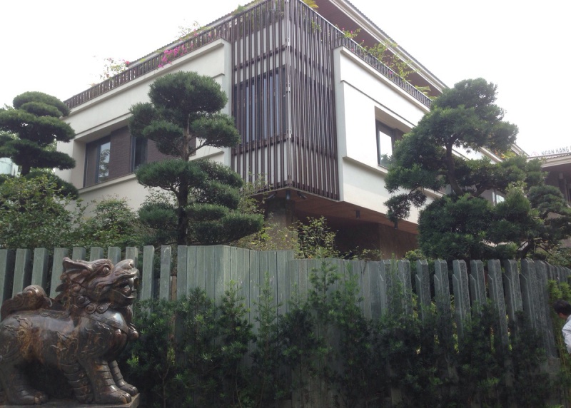 Exterior Aluminum panel & Stair