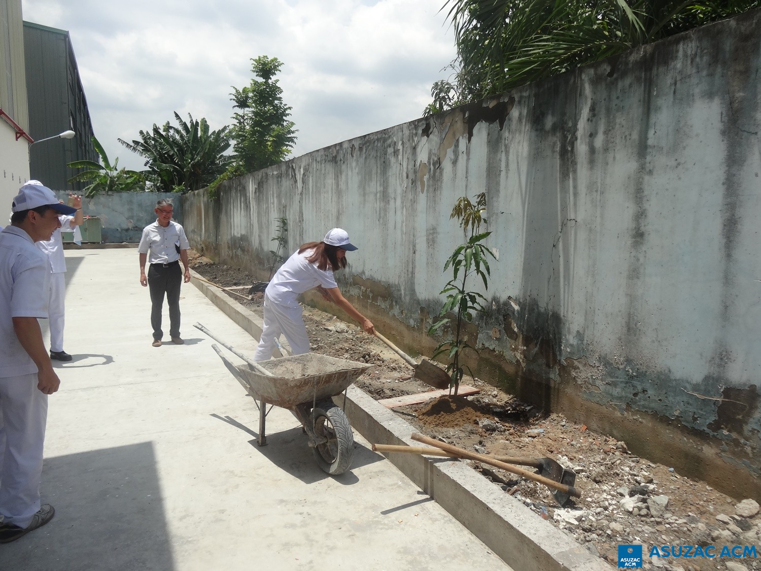 Lễ khánh thành nhà máy gia công ASUZAC ACM (48)